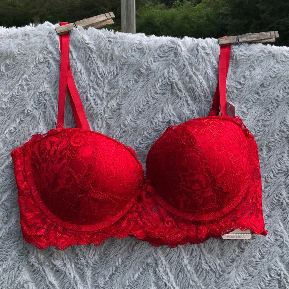Marilyn Monroe shelf bra